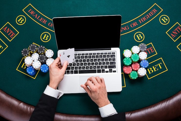 Antarmuka aplikasi you togel Android menampilkan pertandingan Liga 1 live dan roulette kasino